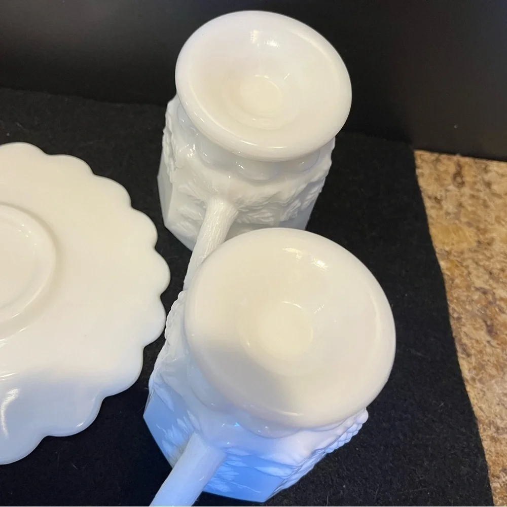 Vintage Westmoreland Milk Glass Sugar and Creamer Set Grapevine Pattern